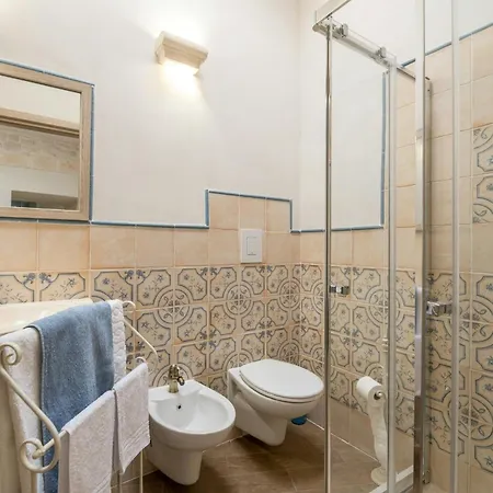 With Pool Among Olive Trees オストゥーニ