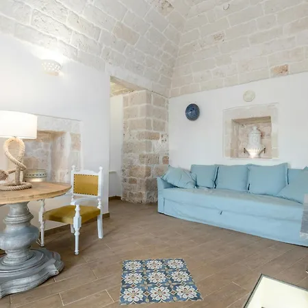 With Pool Among Olive Trees オストゥーニ