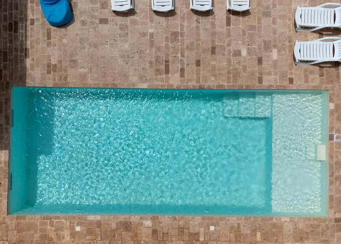 Villa With Pool Among Ostuni Olive Trees 펜션 오스투니